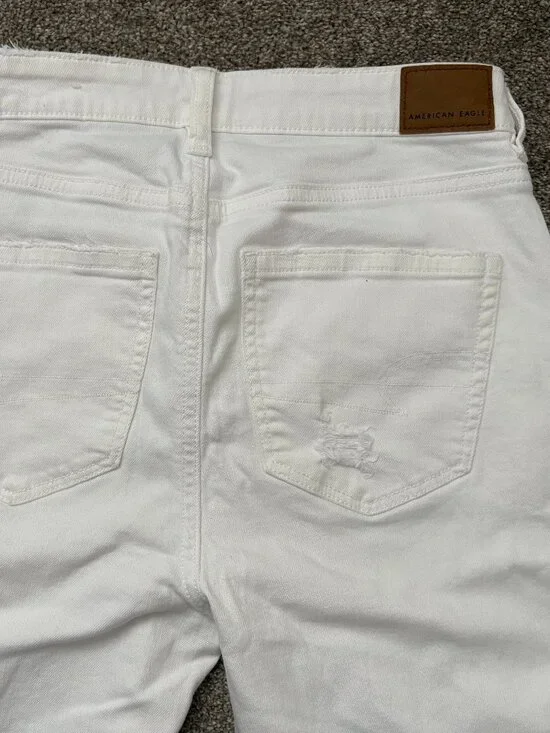 AE Ripped Mom Jean - Picture 7 of 11